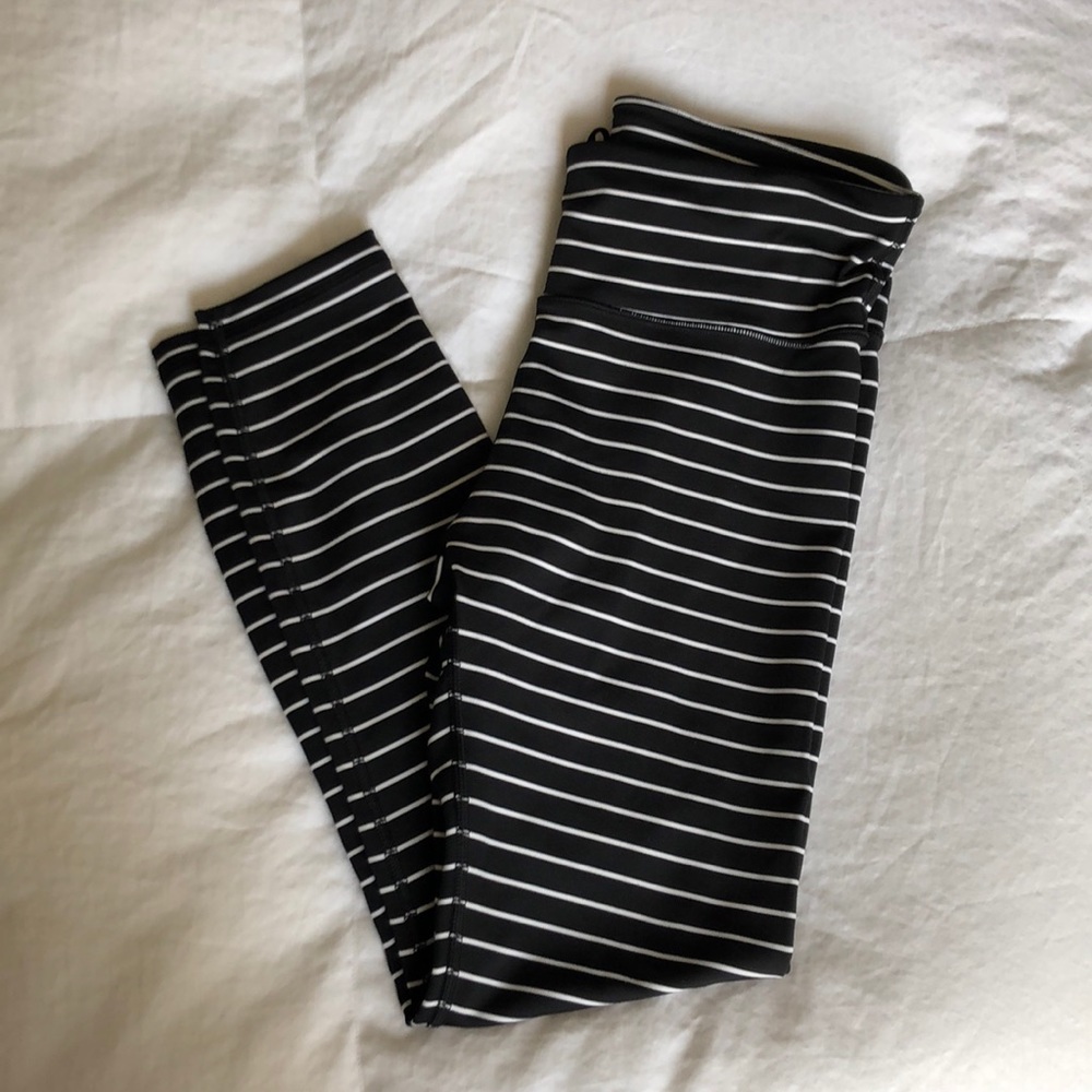 Gap Fit striped 7/8th length leggings